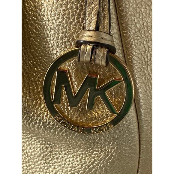 MICHAEL KORS, MINI GOLD PEBBLED LEATHER CROSSBODY BAG - Picture 6 of 15